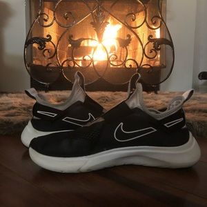 Girls Nike Slip-on Flex runner 2 shoes